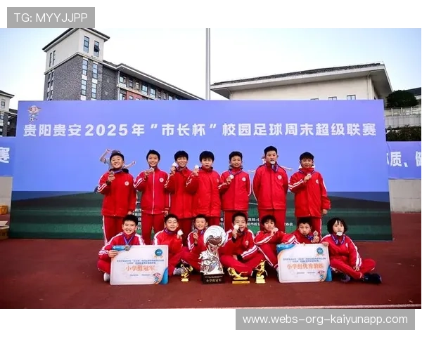 国内足球联赛阵容调整灵活，球队整体表现亮眼，国内足球联赛时间表